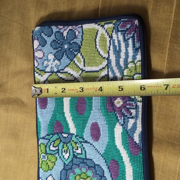 Hand-stitched Tablet Holder - Picture 4 of 6